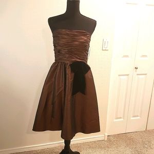 NWT offshoulder Andrianna papell dress Sz 8